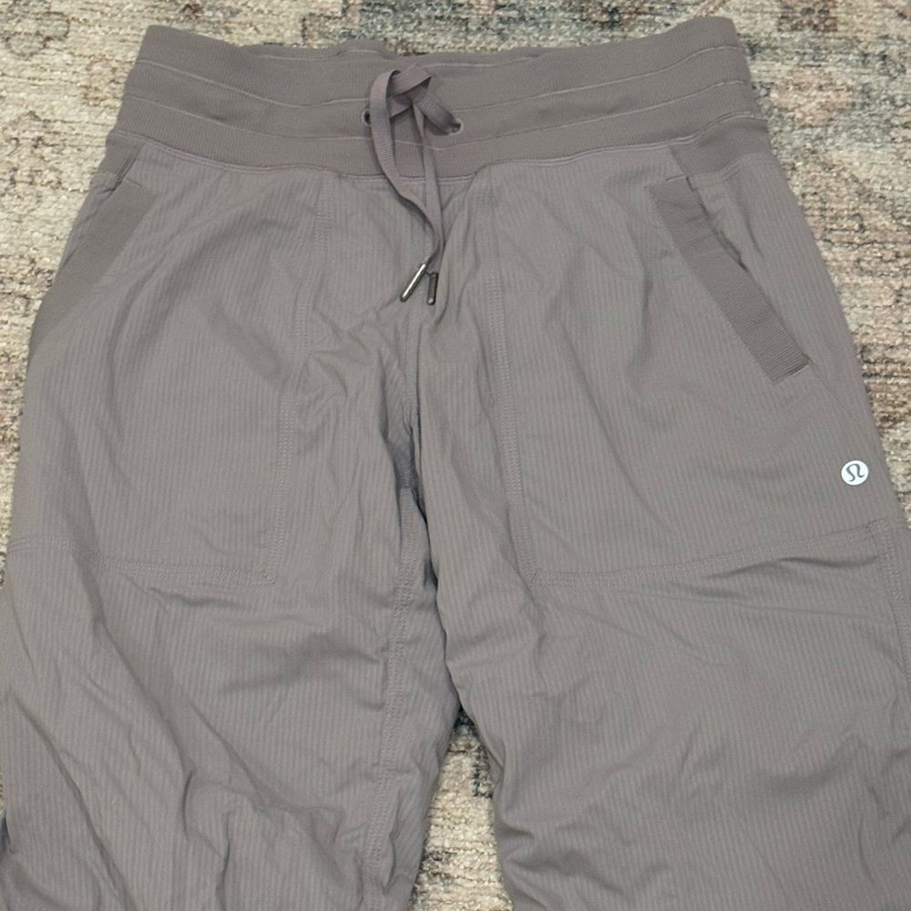 lululemon gray Dance studio pants sz 4 regular mid rise full length retail: $128 - Picture 4 of 16